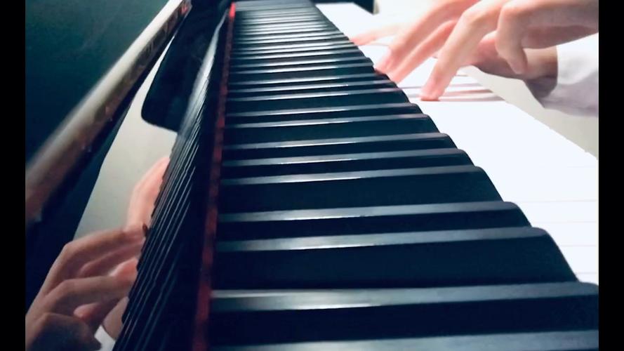 《悬溺》钢琴曲
