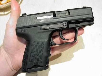 p2000为啥比p4000贵