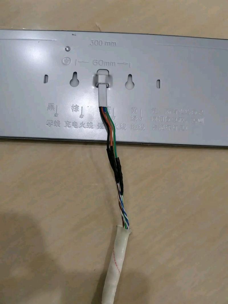 网线能做220电源线吗