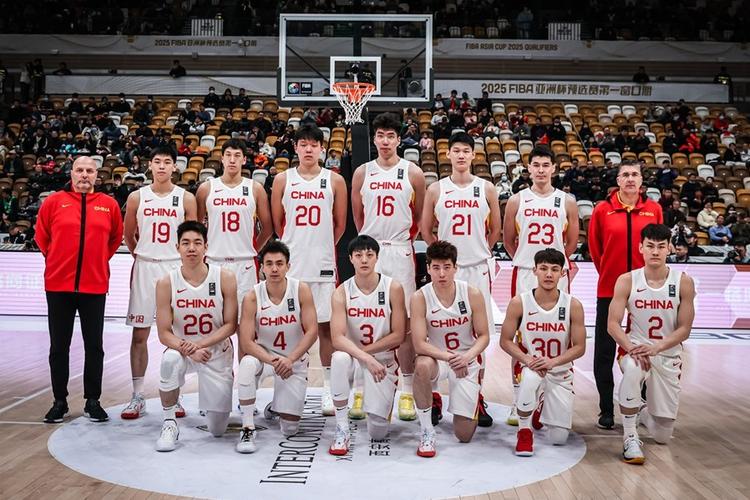 中国男篮vs日本男篮现场直播