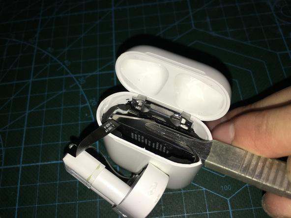 耳机充电仓进水维修方法