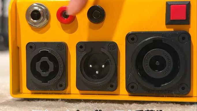 iqoo是单扬声器还是双扬声器