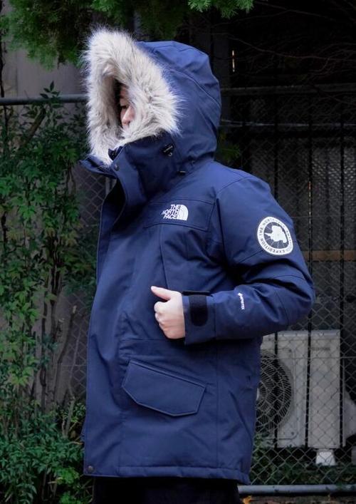 北面雪山羽绒服多少钱