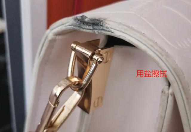 包包五金掉漆了怎样自己补救