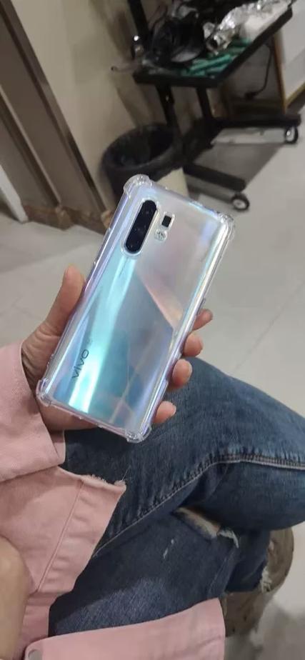 vivox300pro原厂膜需要换吗