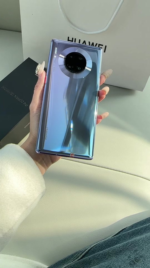 华为曲屏手机mate30pro