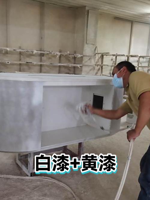 白漆和黄漆混合是什么颜色