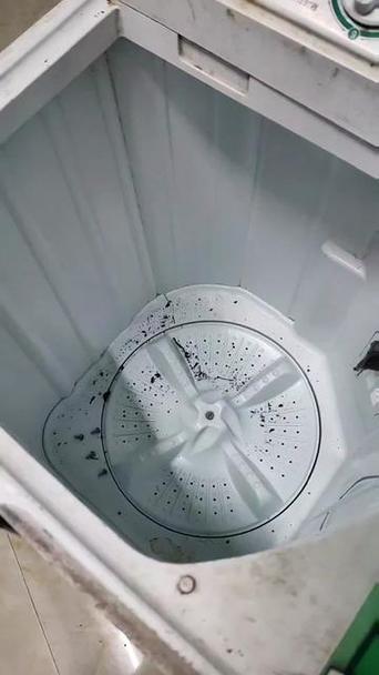 洗衣机只嗡嗡响不转
