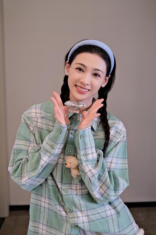 丁笑滢个人资料