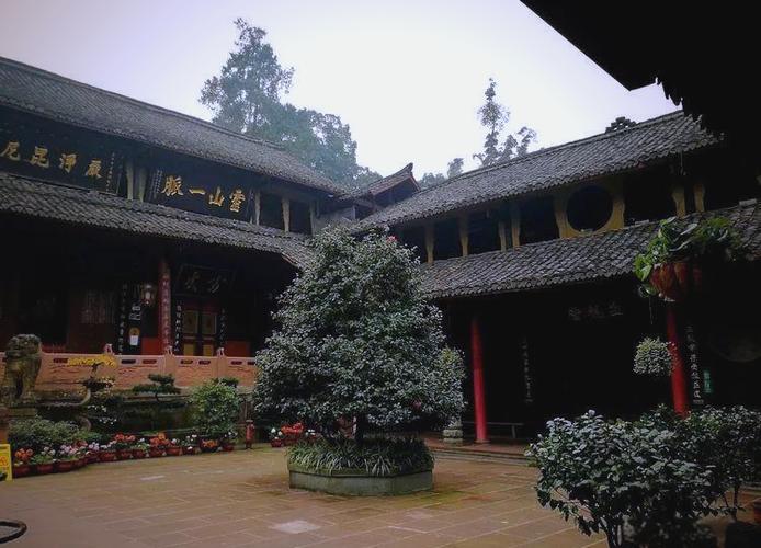 峨眉山灵性最旺的寺庙