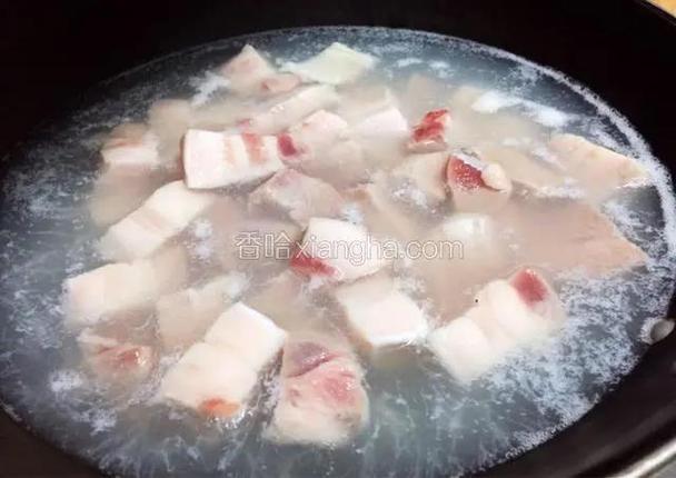 五花肉炒之前需要焯水吗