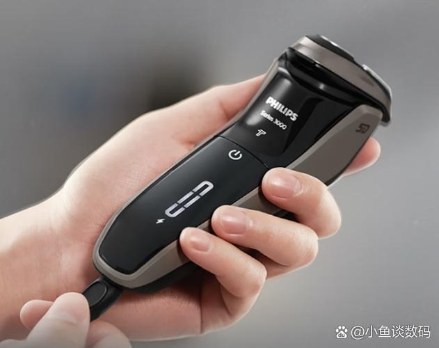 飞利浦剃须刀锁灯闪烁