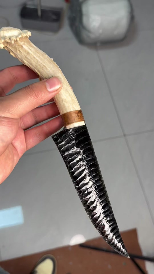 黑曜石刀的制作方法