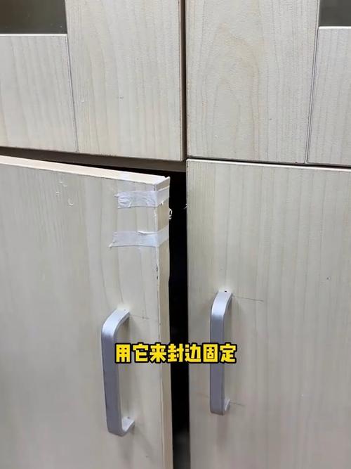 门框发泡胶开了门框松动了