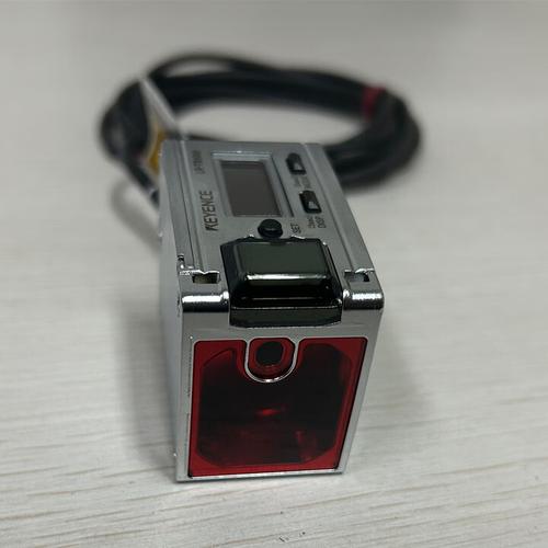 基恩士激光测距传感器