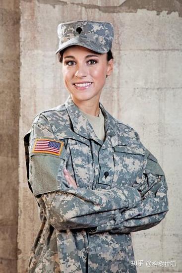 美国女兵丛林战争