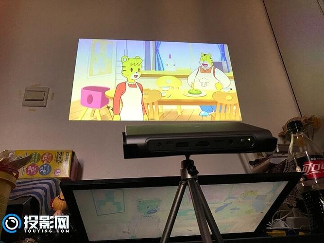 小帅投影仪酒店投屏