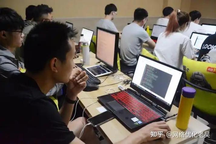 学鸿蒙开发好找工作吗