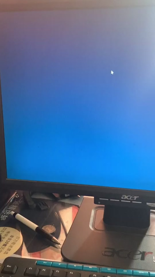 surface开机欢迎后黑屏
