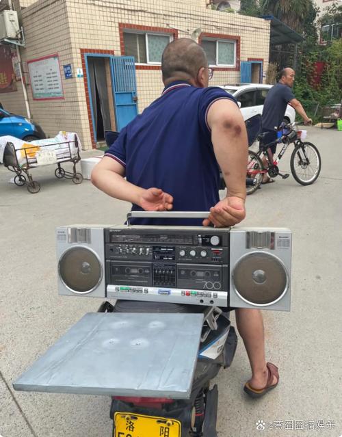 安装录音机