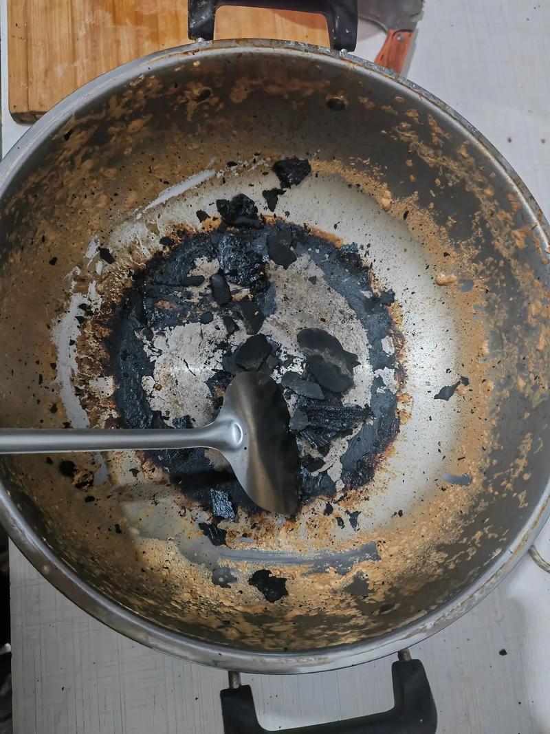 电煮锅干烧了还能修吗