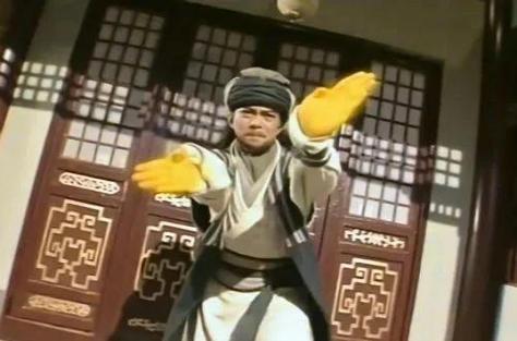 降龙十八掌和九阳神功哪个厉害