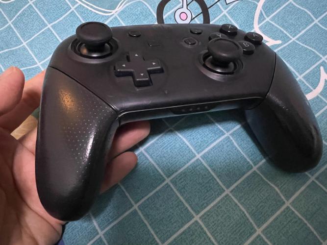 任天堂switch手柄松动