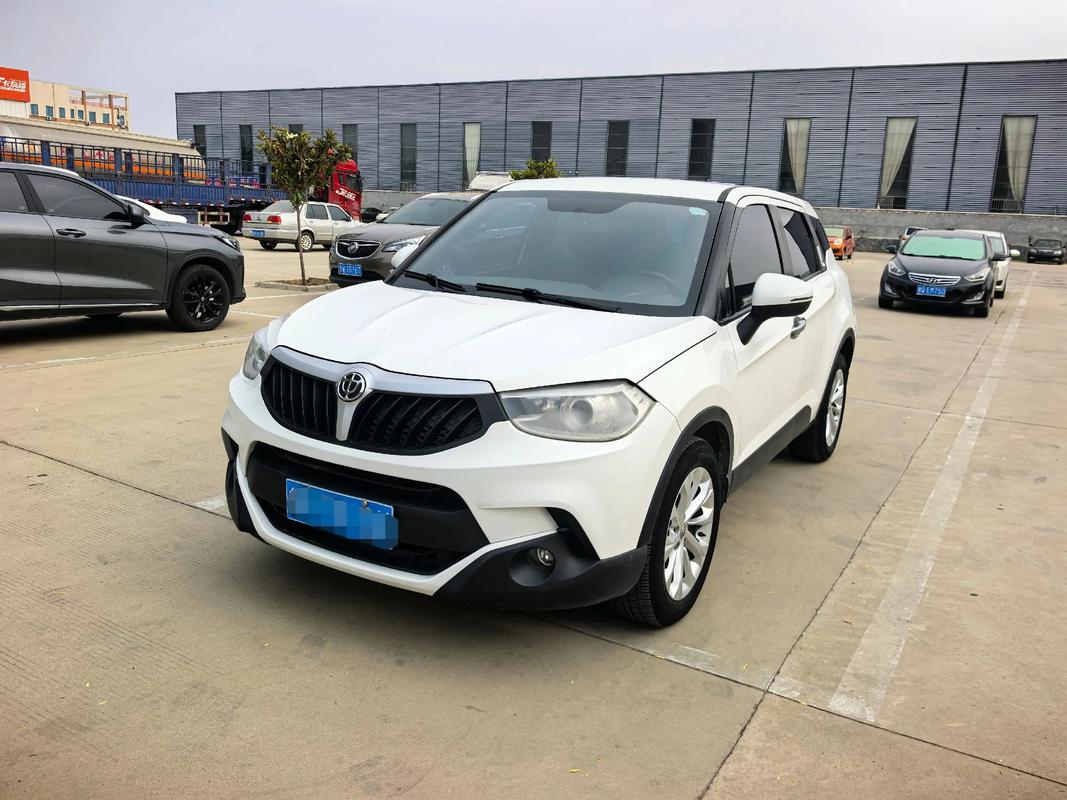 2015款中华v3说明书