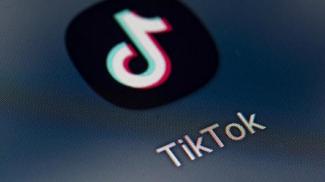 (TikTok)