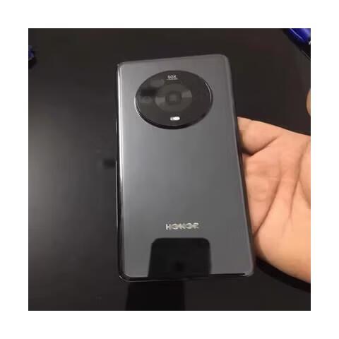 荣耀魔术4后盖多少钱一个
