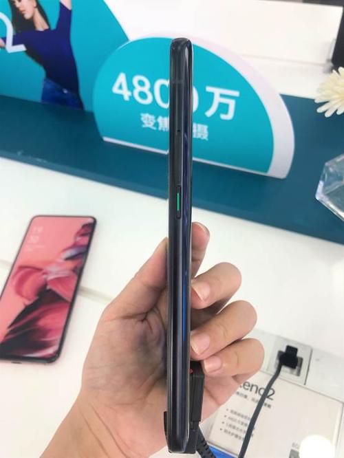opporeno2黑白镜头怎么用