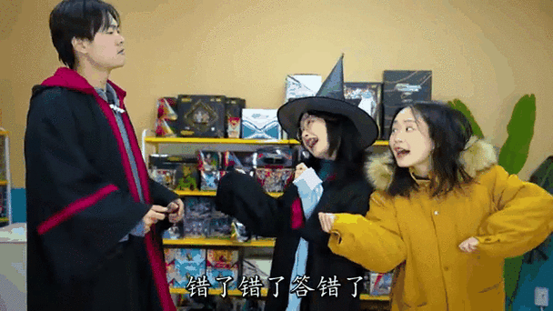 赛罗是红族还是蓝族
