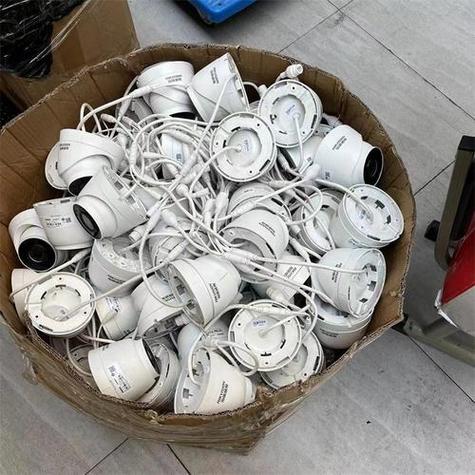 回收监控摄像头