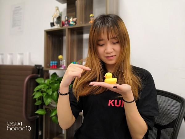 荣耀10拍照怎么改善