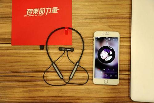 网易云音乐氧气蓝牙耳机plus