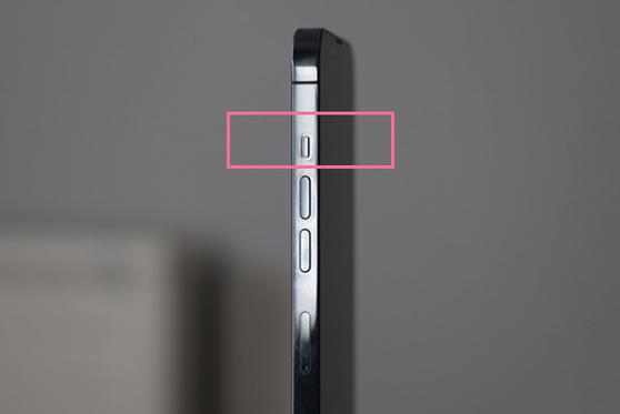 苹果13拨号键怎么关声音