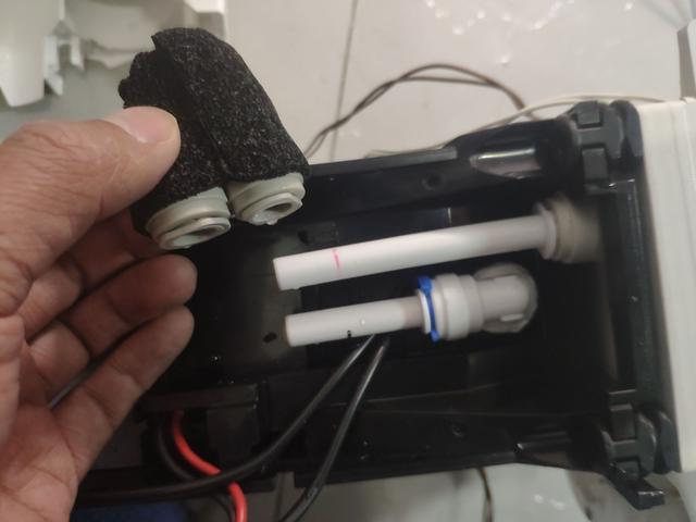 小米净水器水管拆卸方法