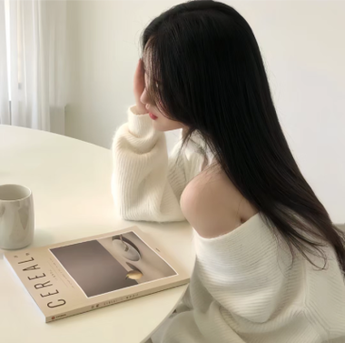 女人用纯白头像暗示什么