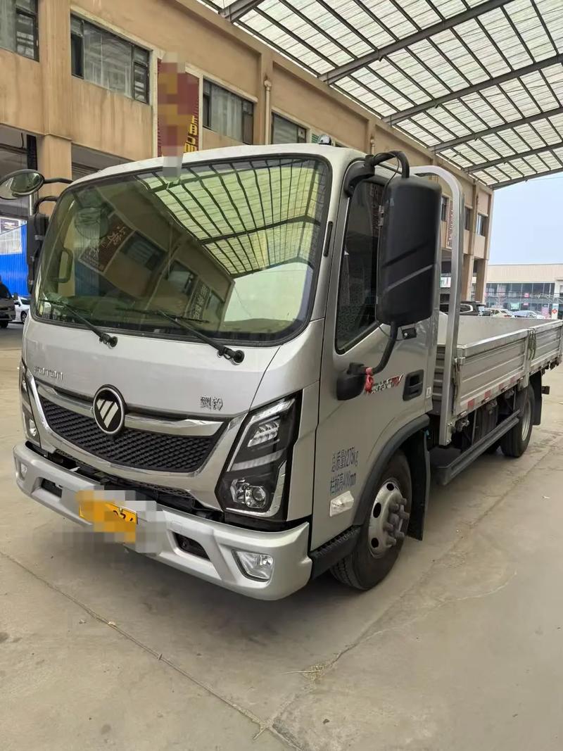奥荣微博车
