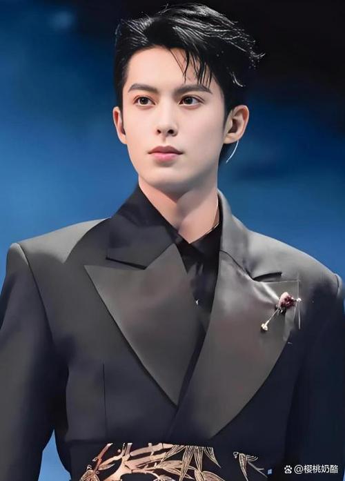 王鹤棣真名
