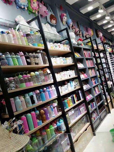 义乌两元店供货商