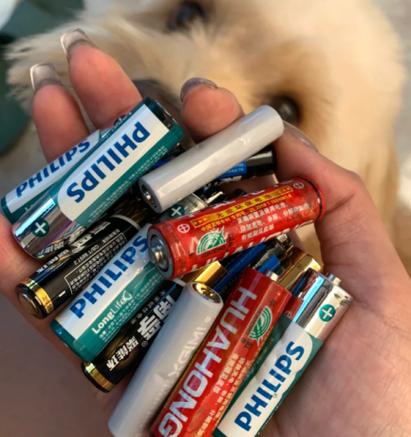 美的空调换电池方法