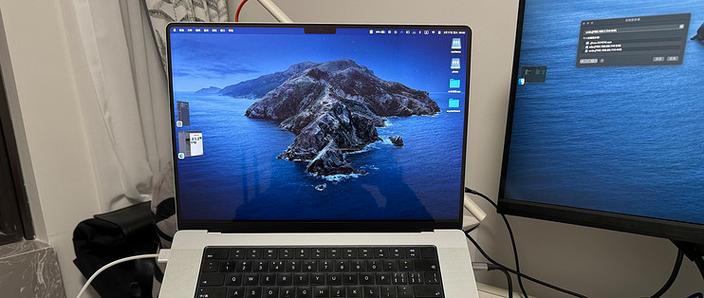macbookpro18年尺寸