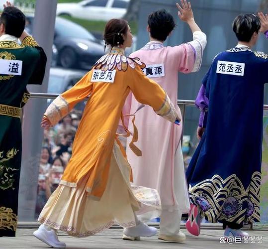 王嘉尔飞行嘉宾国内综艺