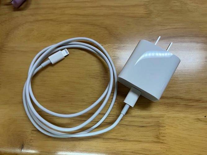 iphone充电头坏了保修吗