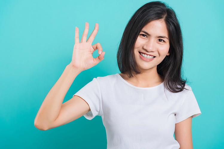 女人发OK手势暗示什么