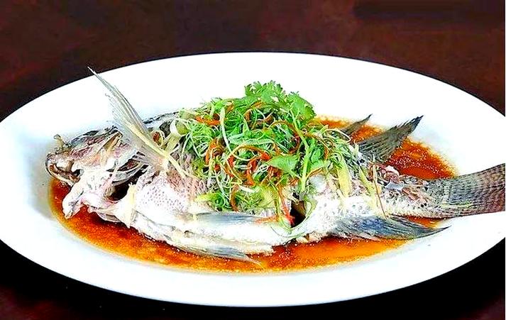 鲫鱼最忌四种食物