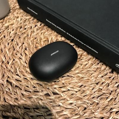 joyroom蓝牙耳机使用说明书