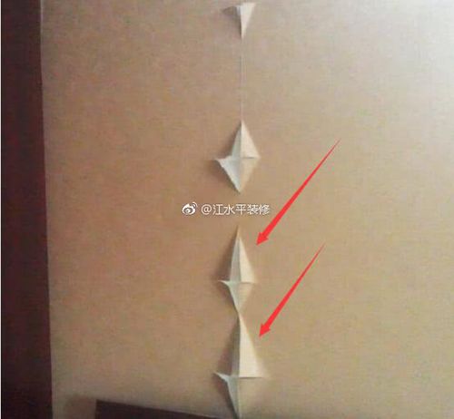 壁纸边缘翘起怎么处理