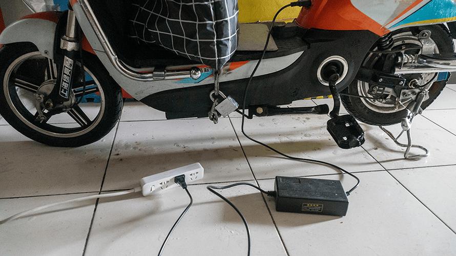 电动自行车充电的正确方法